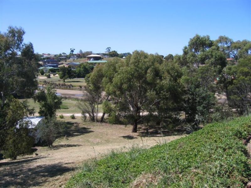 24 St. Margarets Court, Swansea TAS 7190