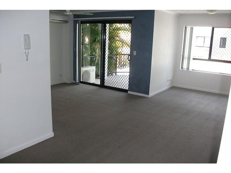 5/15 – 17  Lloyd Street, Southport QLD 4215