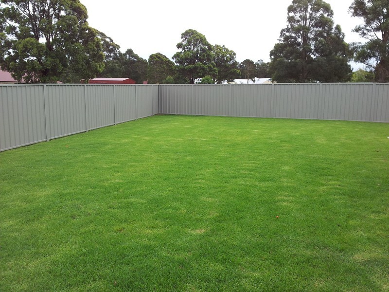 12 Hannover Cl, South Nowra NSW 2541