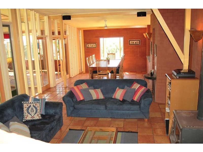 18 Millers Road, Kingaroy QLD 4610