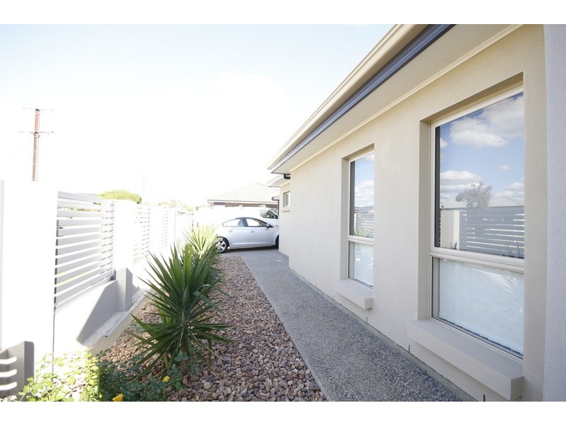 15 Kimberley St, Mansfield Park SA 5012