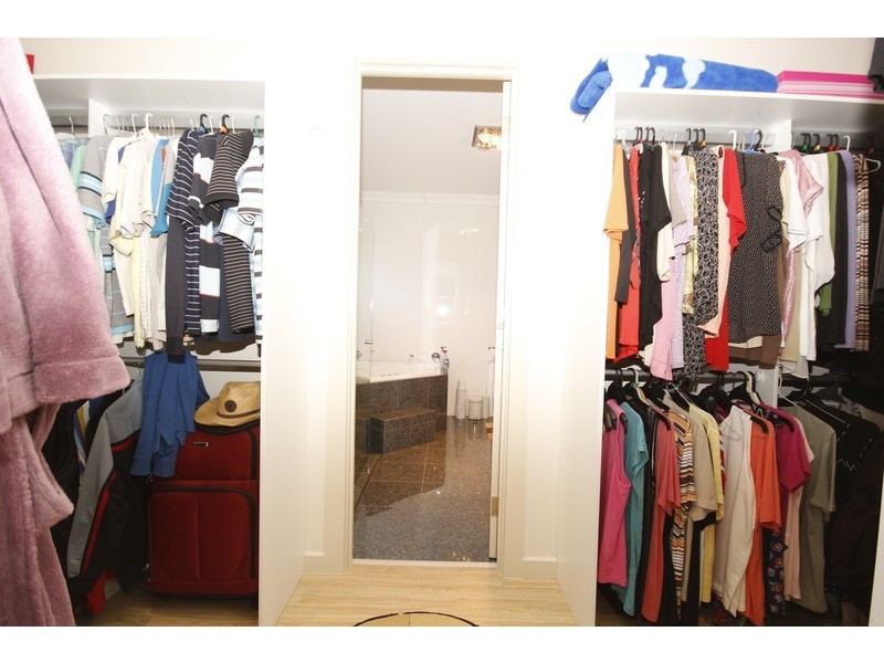 15 Kimberley St, Mansfield Park SA 5012