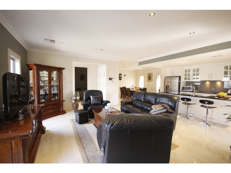 15 Kimberley St, Mansfield Park SA 5012