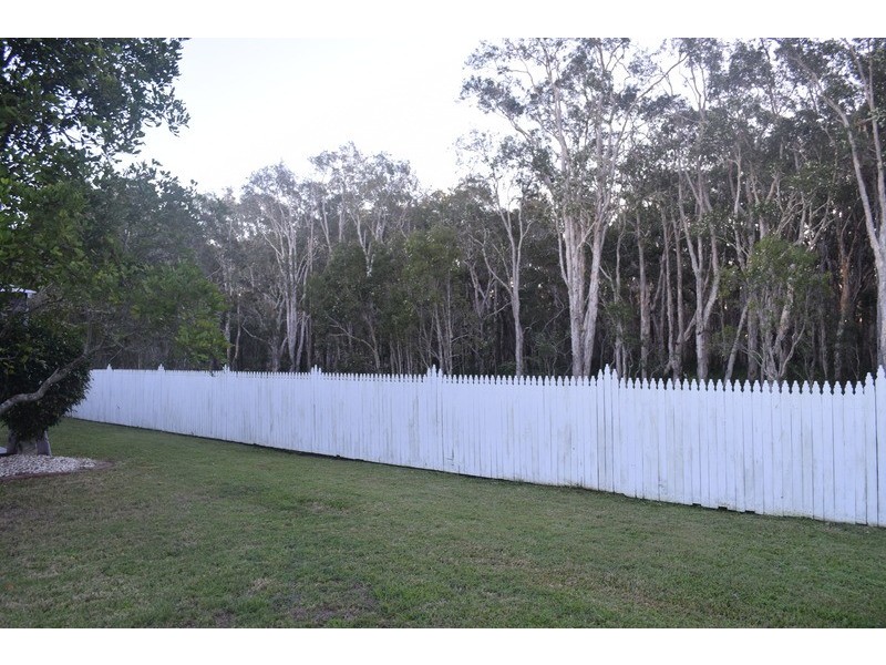 13 Bream Court, Sandstone Point QLD 4511