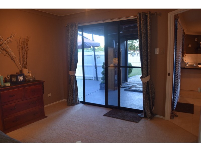 13 Bream Court, Sandstone Point QLD 4511