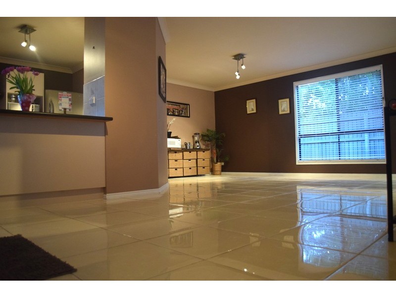 13 Bream Court, Sandstone Point QLD 4511