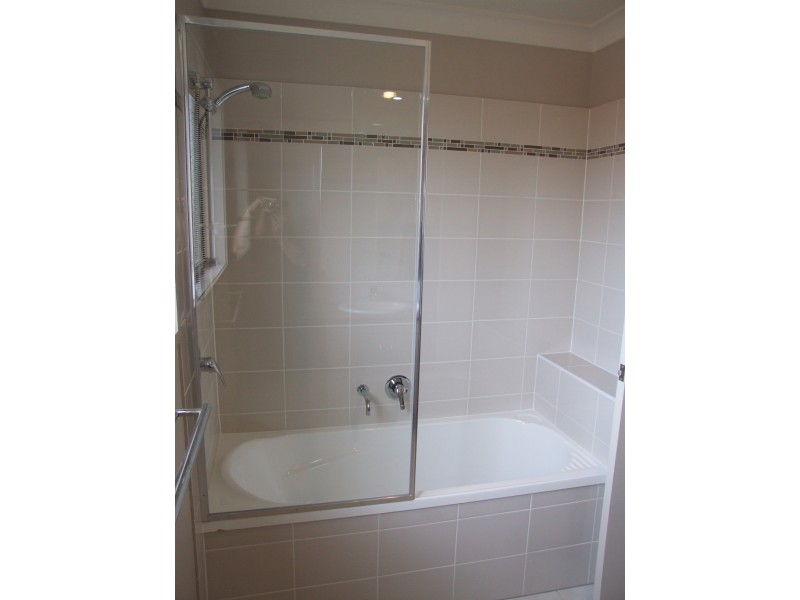 1 & 2/23 Langford Court, Moranbah QLD 4744