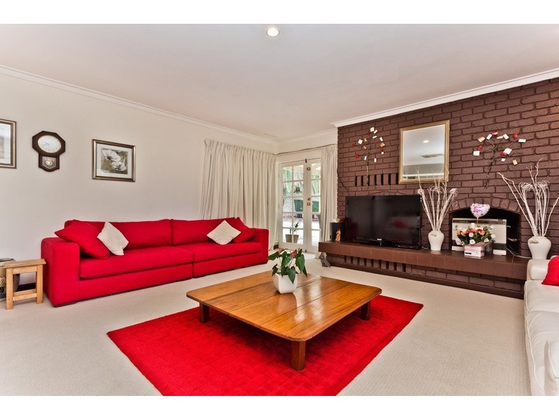 8 Oleander Way, Kallaroo WA 6025