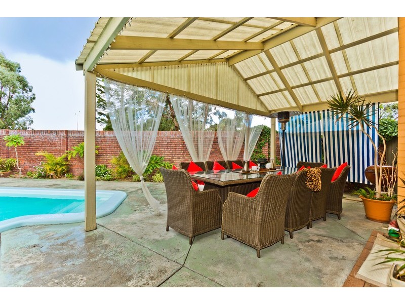 8 Oleander Way, Kallaroo WA 6025