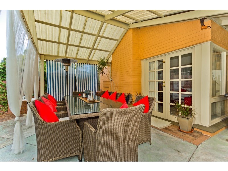 8 Oleander Way, Kallaroo WA 6025