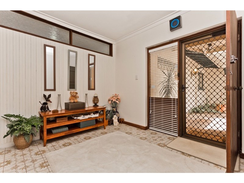 8 Oleander Way, Kallaroo WA 6025