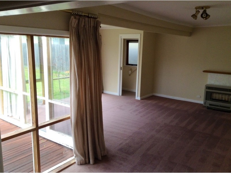 12 Wheeler Street, Ormond VIC 3204