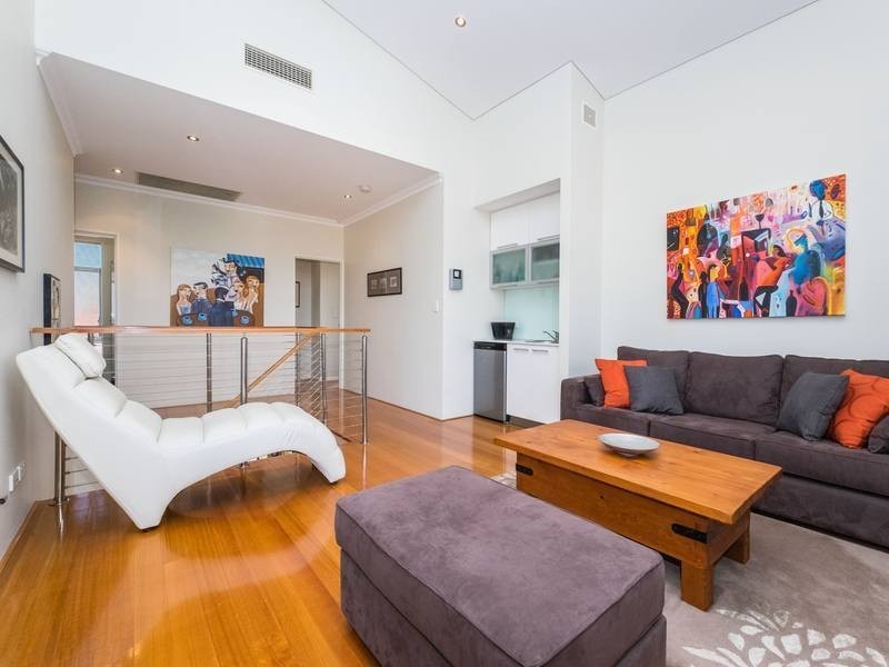 138A Alice Street, Doubleview WA 6018