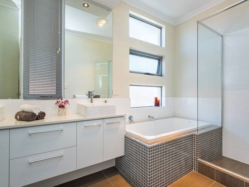 138A Alice Street, Doubleview WA 6018