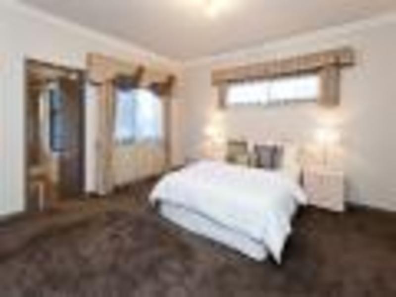 12 Killilan Road, Applecross WA 6153