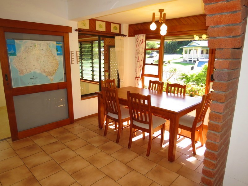 88 Hobson Drive, Brinsmead QLD 4870