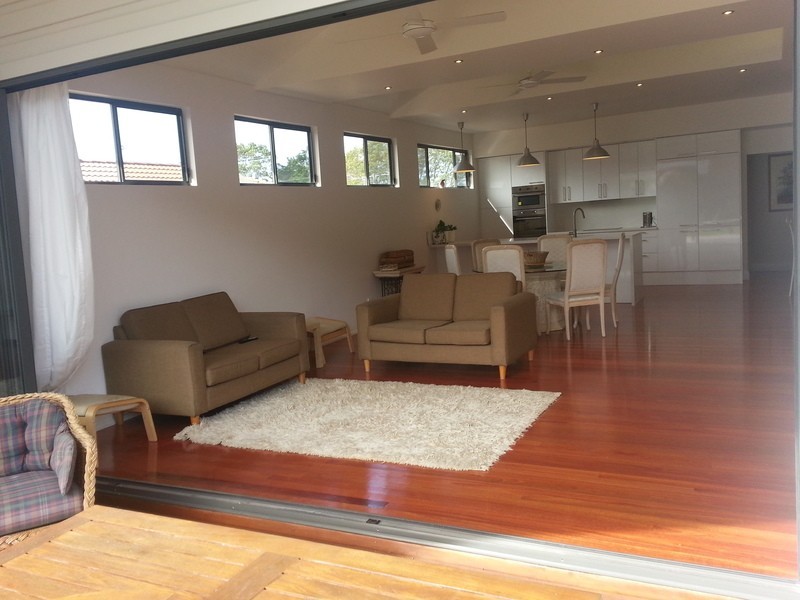 10 Redman Avenue, Thirroul NSW 2515