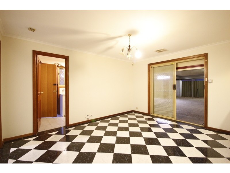 32 Japonica Cr, Parafield Gardens SA 5107