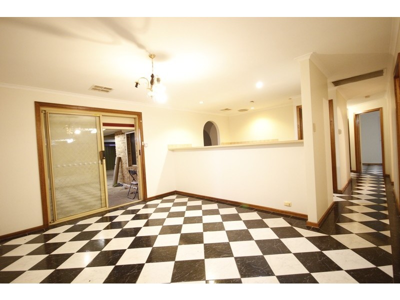 32 Japonica Cr, Parafield Gardens SA 5107