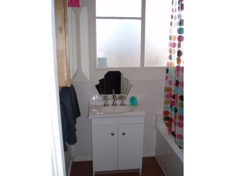 94 Outhwaite Road, Heidelberg Heights VIC 3081