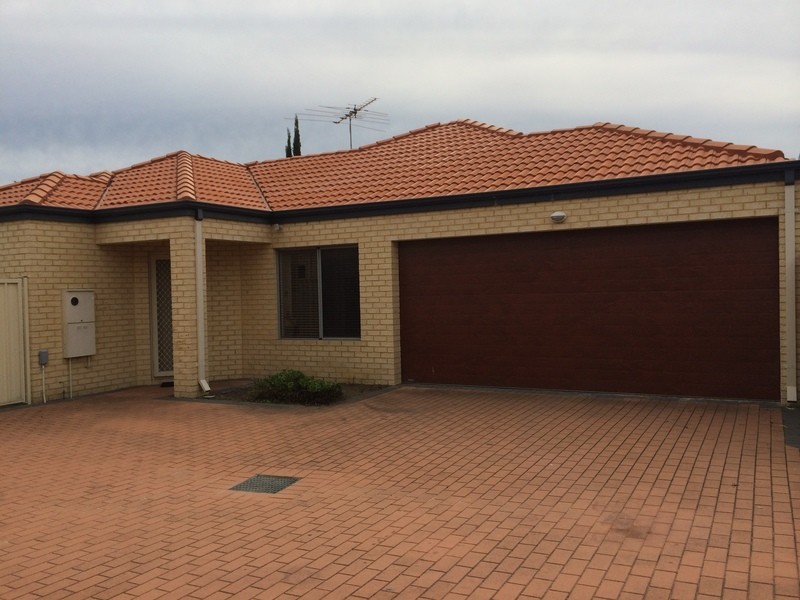 6/32 Gemini Way, Madeley WA 6065