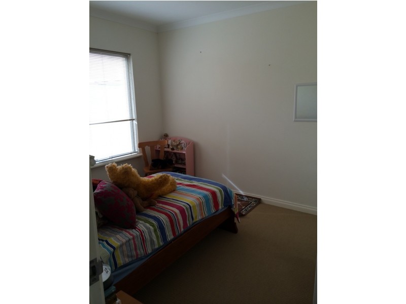 6/32 Gemini Way, Madeley WA 6065