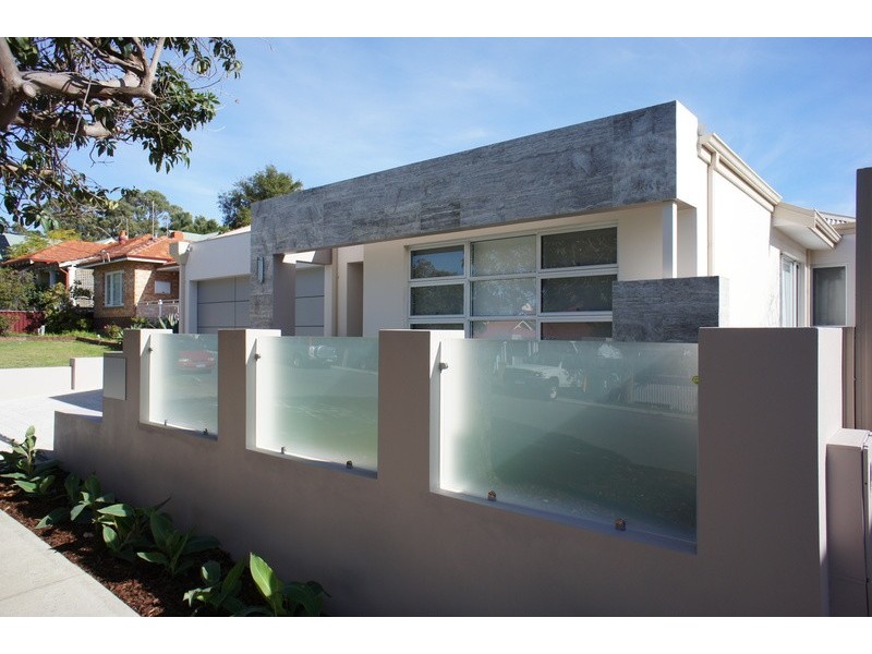 211 Alice Street, Doubleview WA 6018