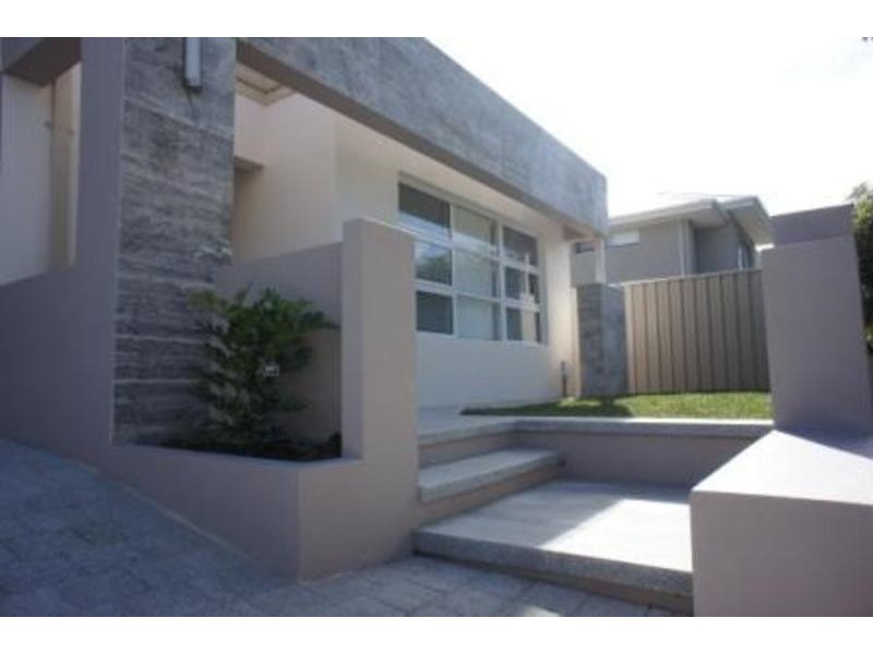 211 Alice Street, Doubleview WA 6018