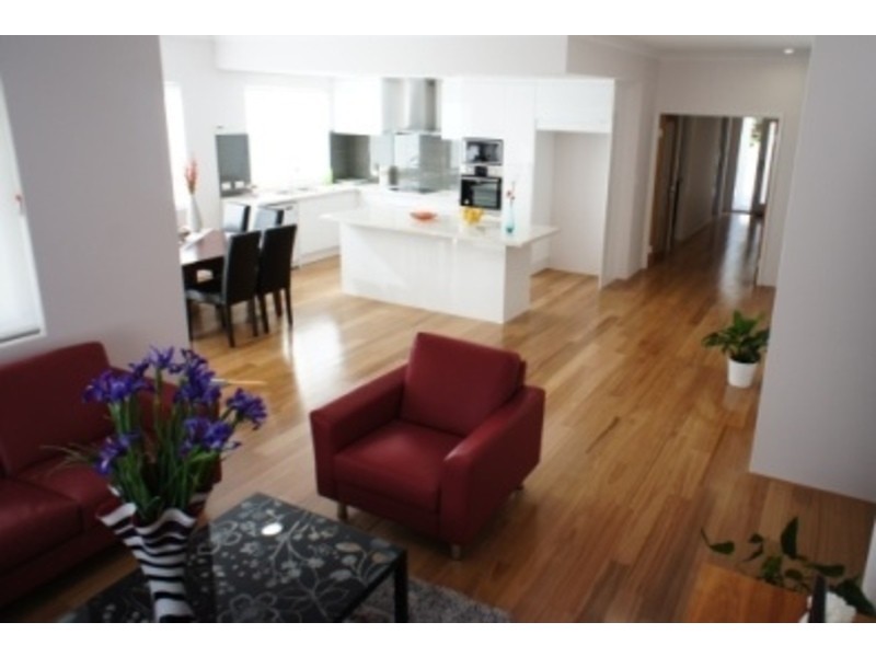 211 Alice Street, Doubleview WA 6018