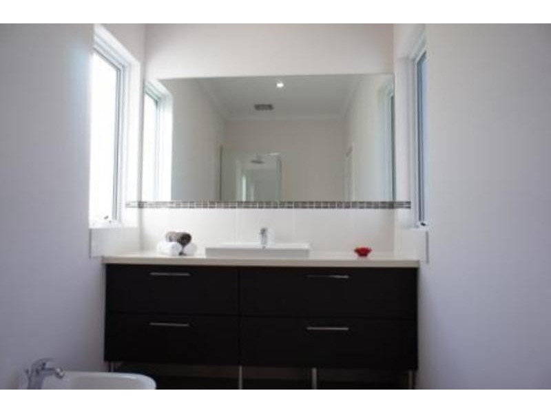 211 Alice Street, Doubleview WA 6018