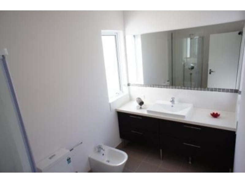 211 Alice Street, Doubleview WA 6018