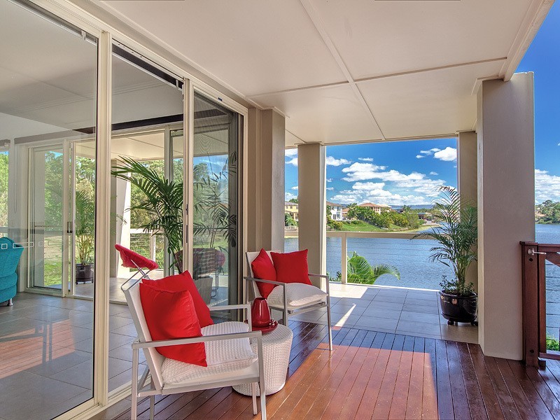 13 Manor Close, Robina QLD 4226