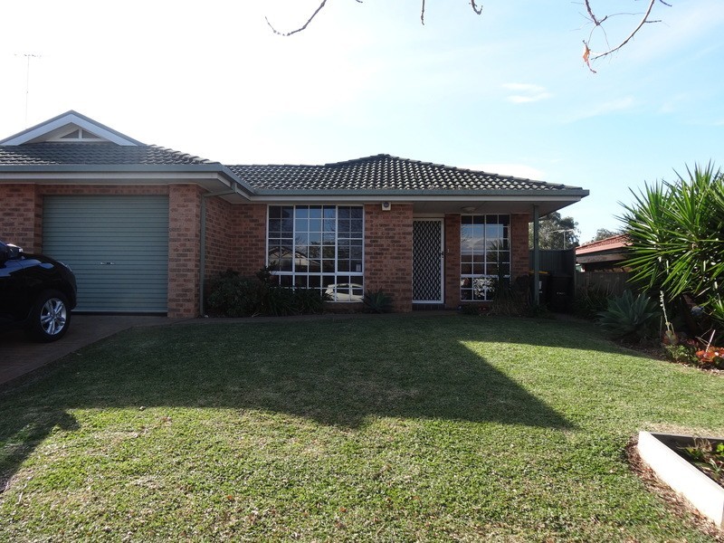 31 Brussels Crescent, Rooty Hill NSW 2766