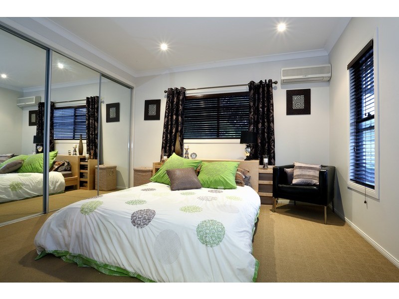 10A Ponsonby Street, Annerley QLD 4103