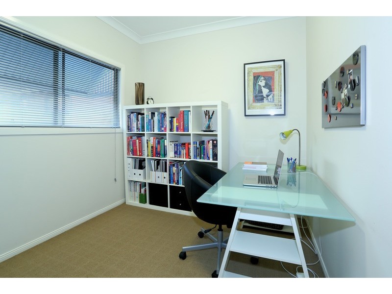 10A Ponsonby Street, Annerley QLD 4103