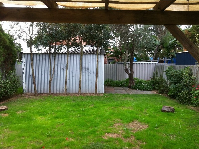 4A Kyarra St, Innaloo WA 6018