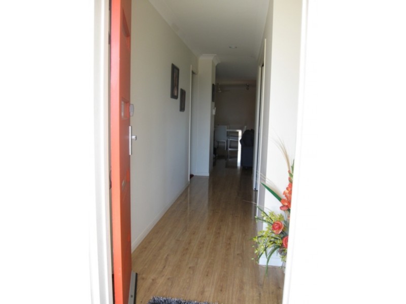 5 Pacific Ave, Sarina QLD 4737