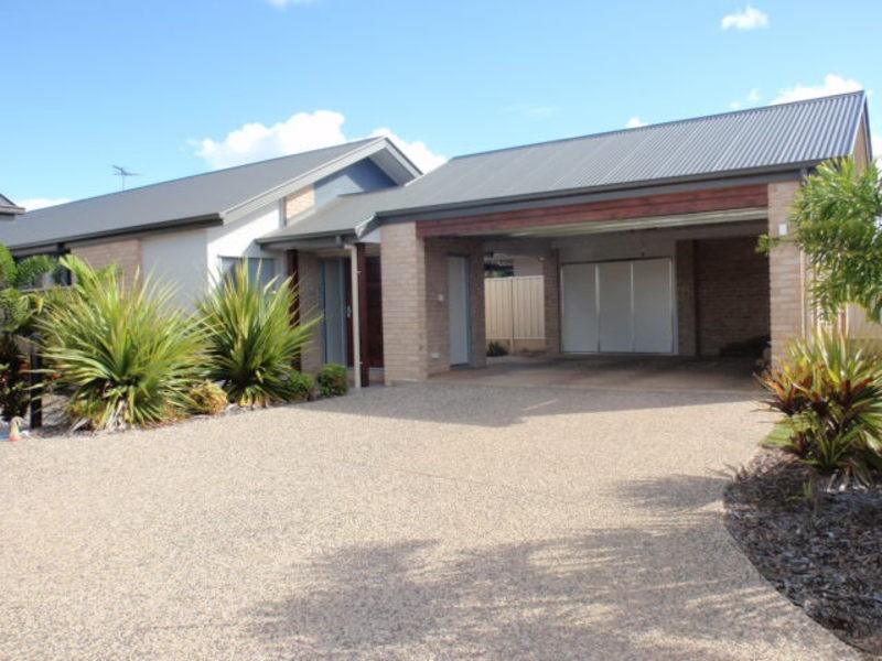 Villa 12/18-24 Mooney Crescent, Emerald QLD 4720