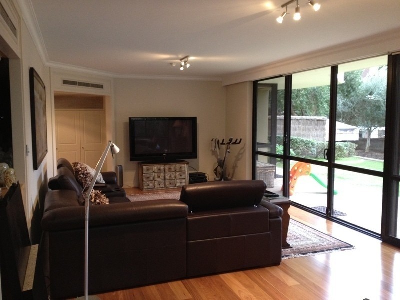 1/3 Park Avenue, Crawley WA 6009