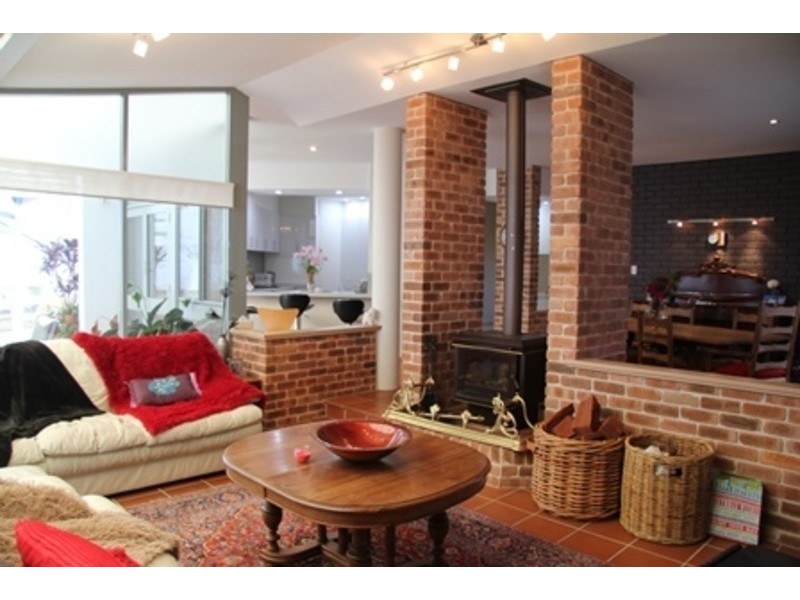 119 Drabble Rd, City Beach WA 6015