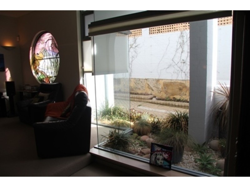 119 Drabble Rd, City Beach WA 6015