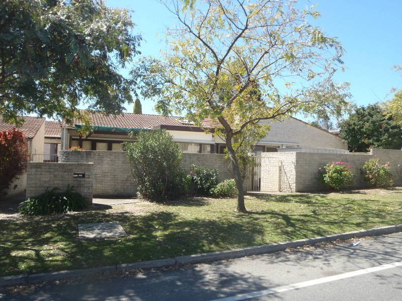 4/8 Cale St, Como WA 6152