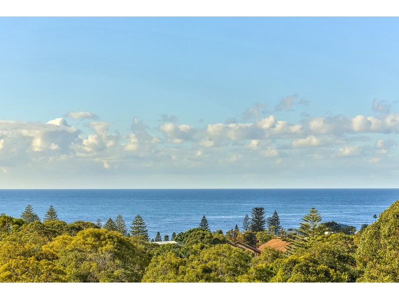 76 Anzac Avenue, Collaroy NSW 2097
