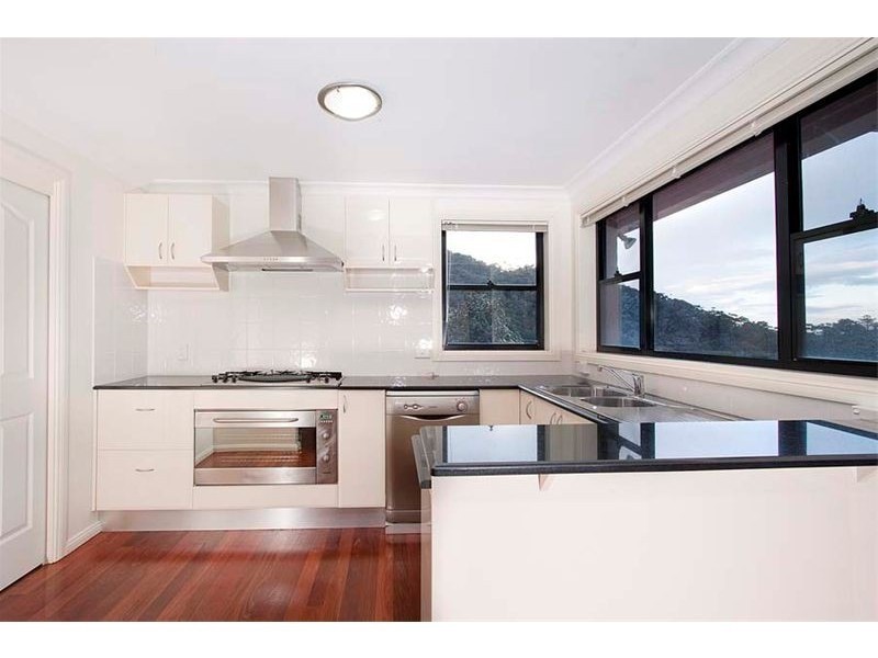 22 Squires Crescent, Coledale NSW 2515
