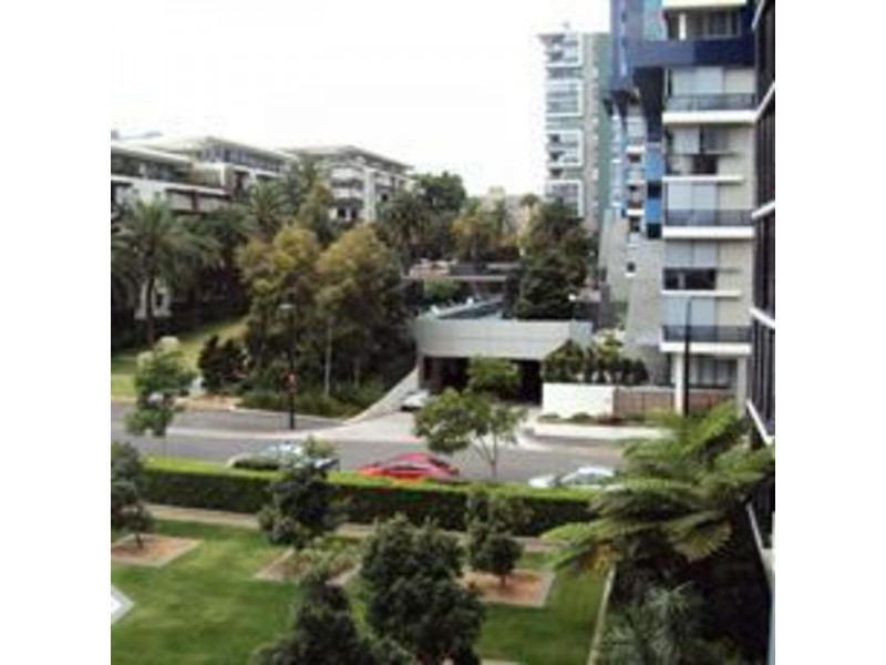 414/7 Sterling Circuit, Camperdown NSW 2050