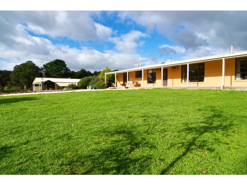 24 Sawmill Road, Castlemaine VIC 3450