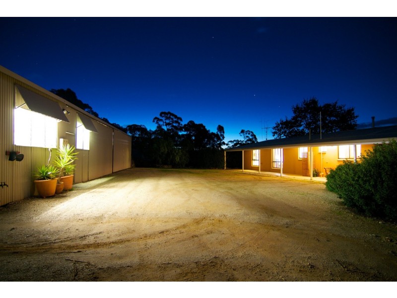 24 Sawmill Road, Castlemaine VIC 3450