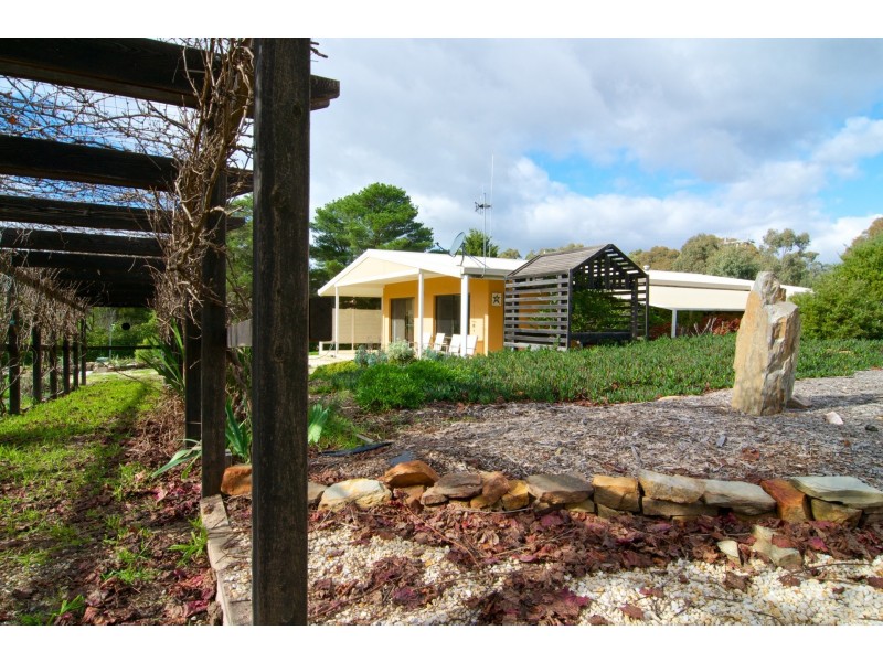 24 Sawmill Road, Castlemaine VIC 3450