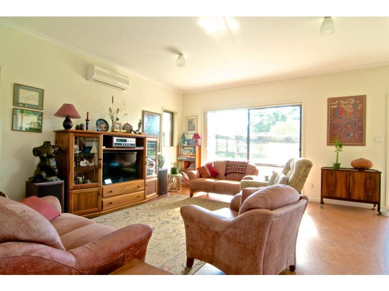 24 Sawmill Road, Castlemaine VIC 3450