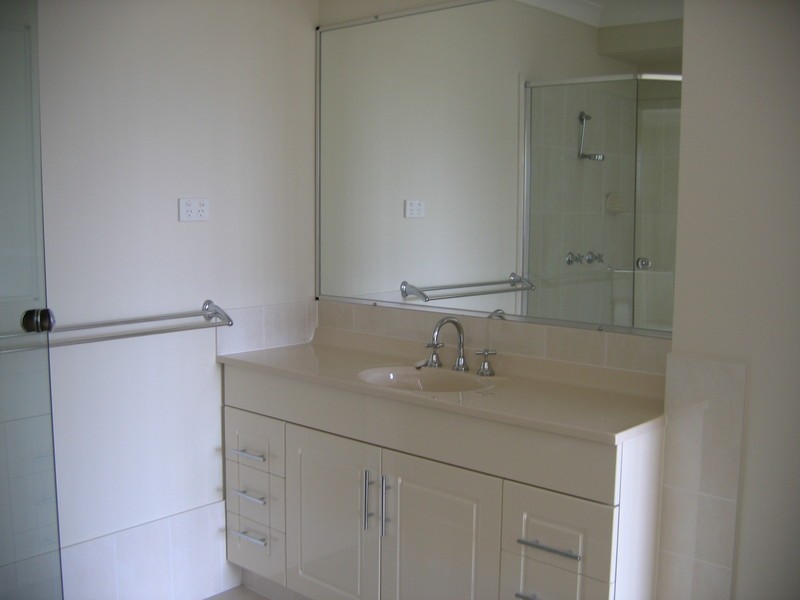 25 Rushcutter Ave, Oxenford QLD 4210